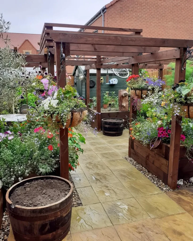 famous small garden spaces