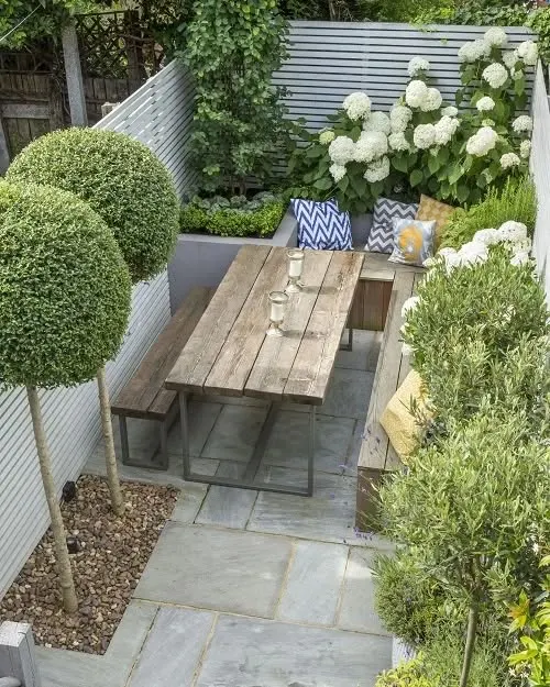 a cozy seating space garden in a mediterranean backdrop (1)