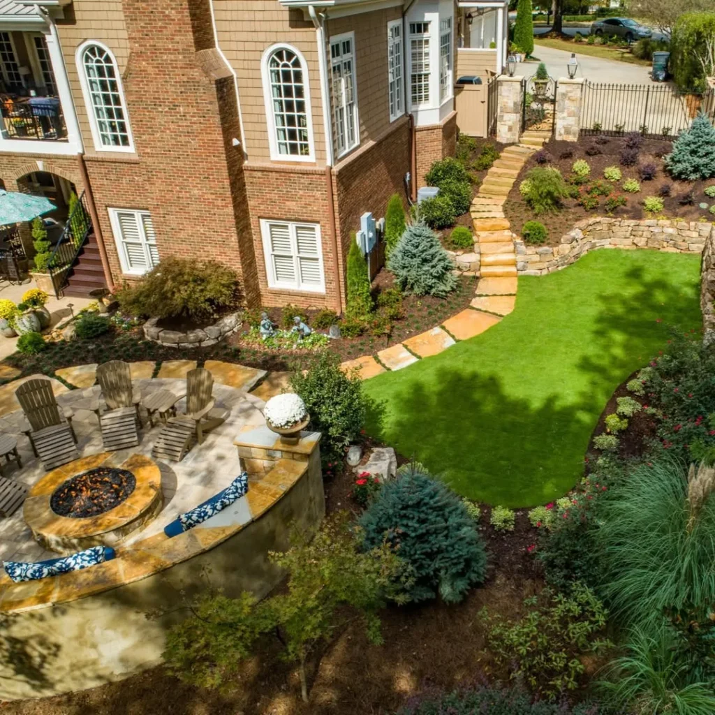 cozy backyard landscaping