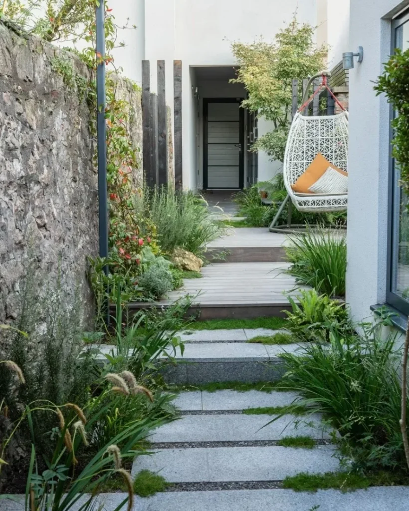 gardening in narrow spaces