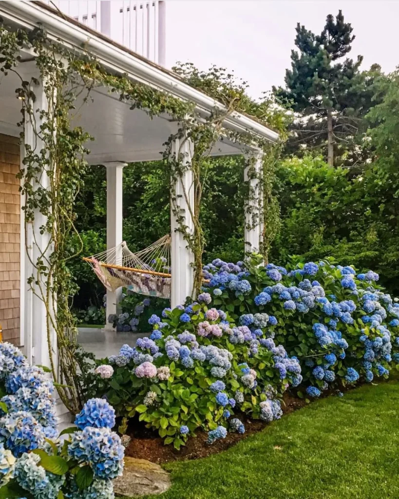 gorgeous and relaxing front porch garden