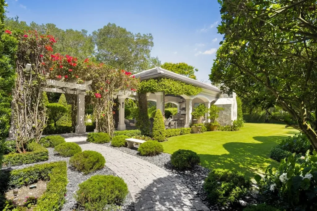 luxury landscapes living garden