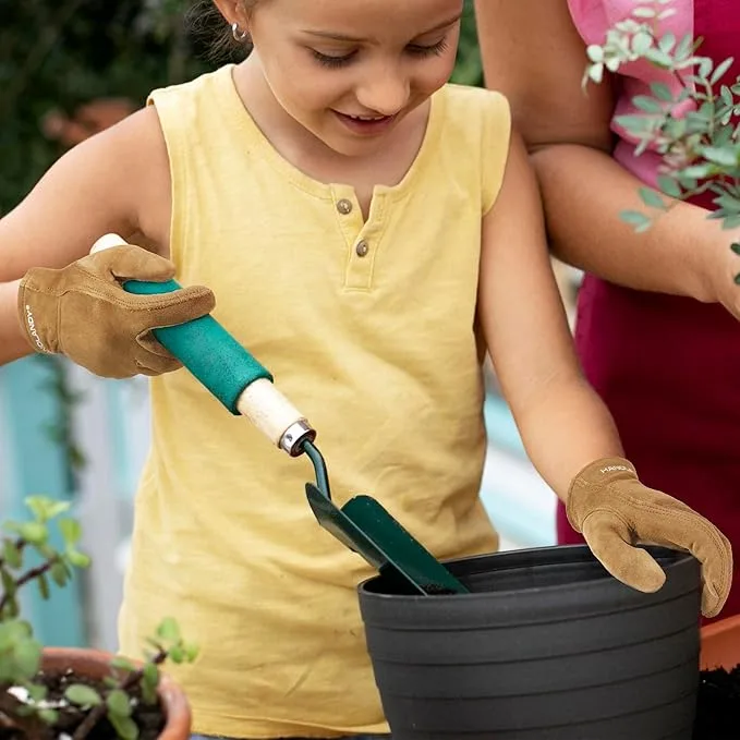 kids gardening gloves