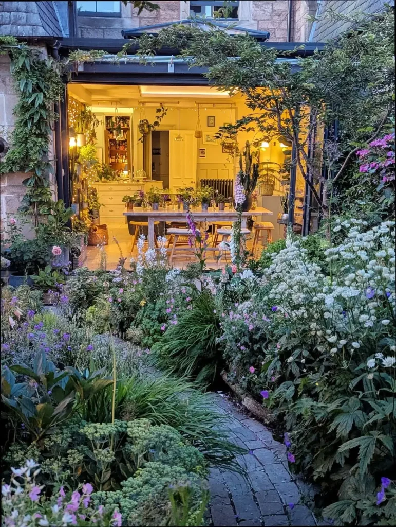 pretty small garden design ideas (1)