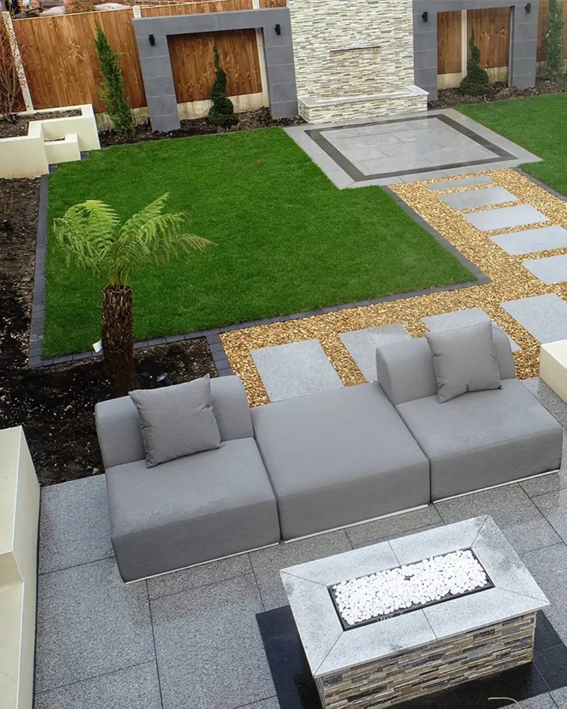 diagonal pathway layout