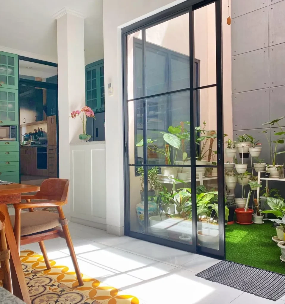 diningroom indoor garden