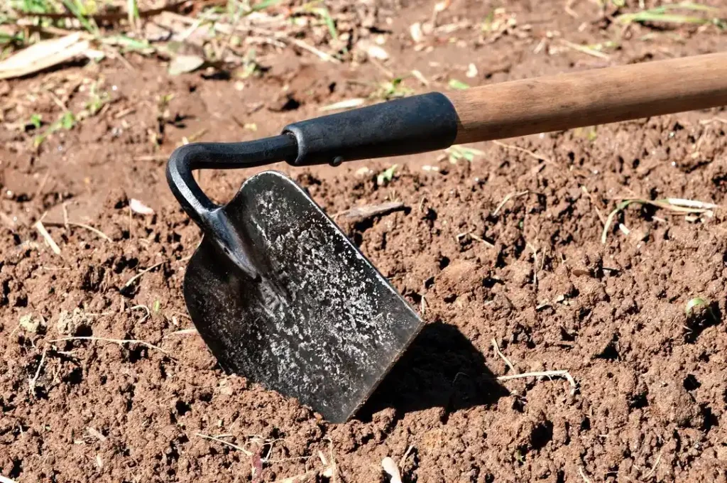 garden hoe