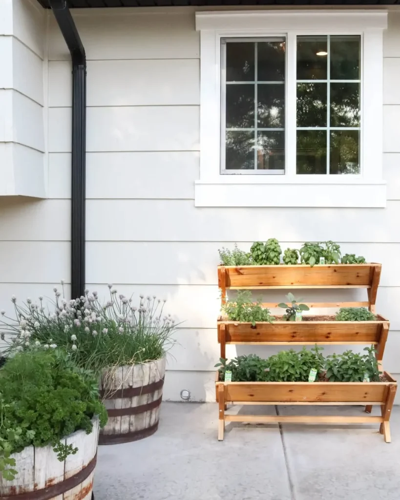 small herb garden stand (1)