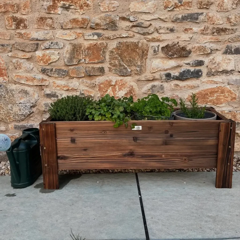 small wood box herb garden ideas