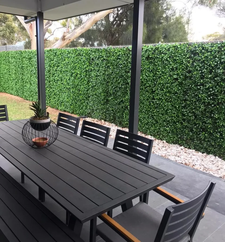 simple green wall garden