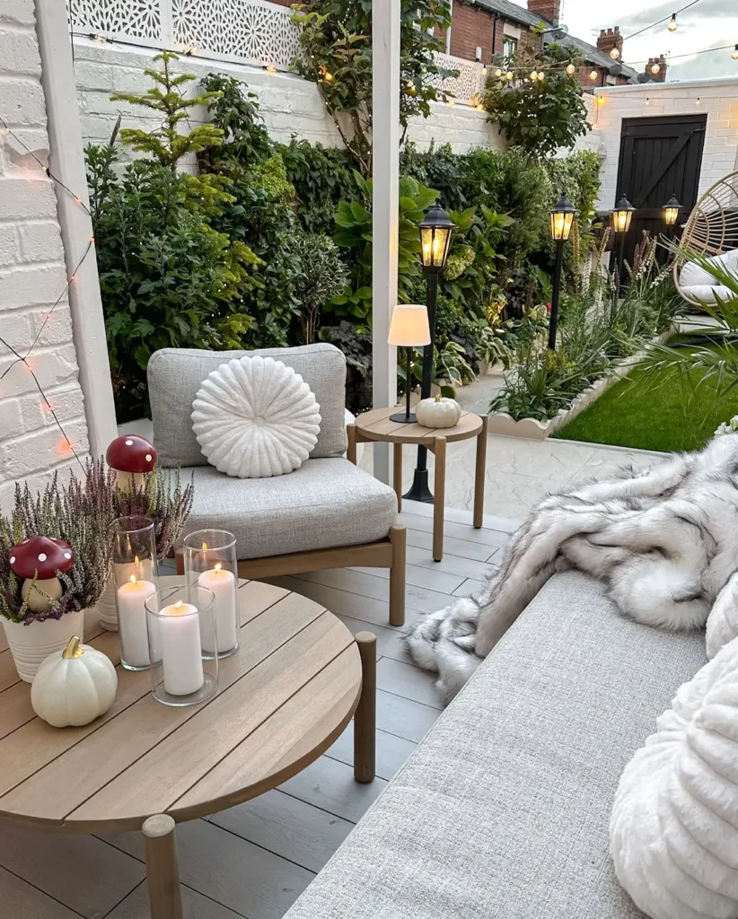 well decorated patio garden